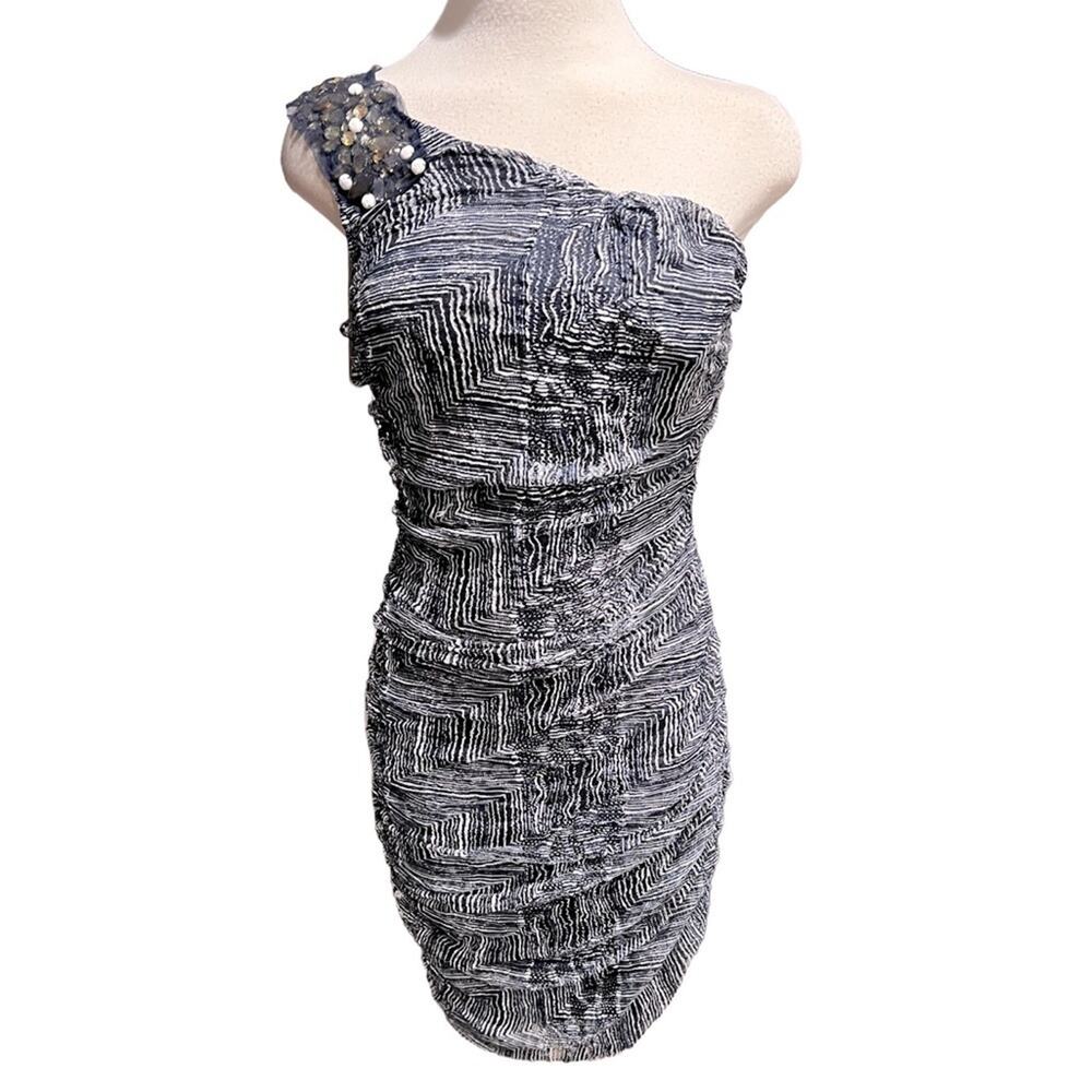 BADGLEY MISCHKA Colecction One-Shoulder Knee-Length Dress Bejewel Accent Size 6